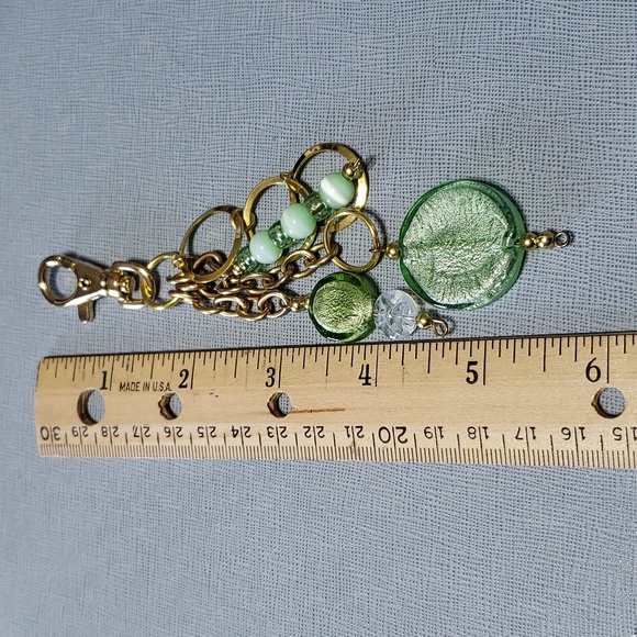 New Green Glass Bead Purse Charm - Picture 5 of 5